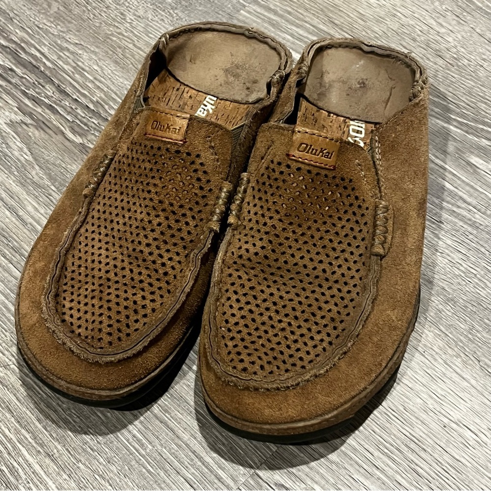 OluKai Men's Tan Suede Loafers